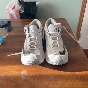 Size 11 Nike Air max Infuriate